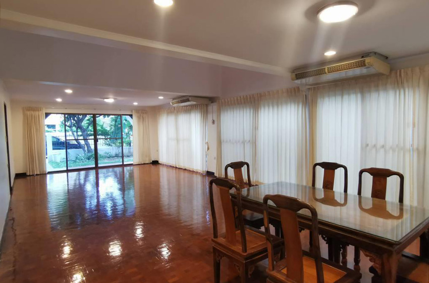 House with Shared Pool in Sukhumvit 